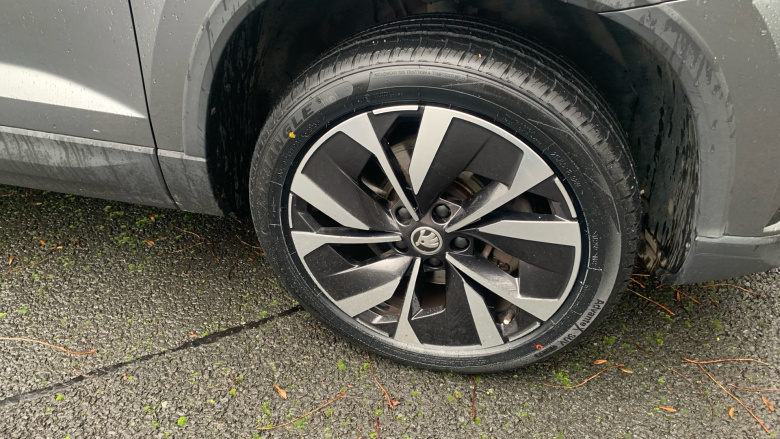 Skoda Karoq 1.5 TSI SE L 5dr DSG Petrol Estate